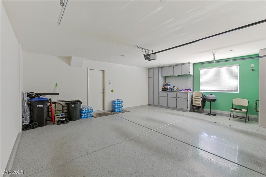 North Las Vegas, Nevada 89086, United States, 3 Bedrooms Bedrooms, ,3 BathroomsBathrooms,Residential,Active,185423