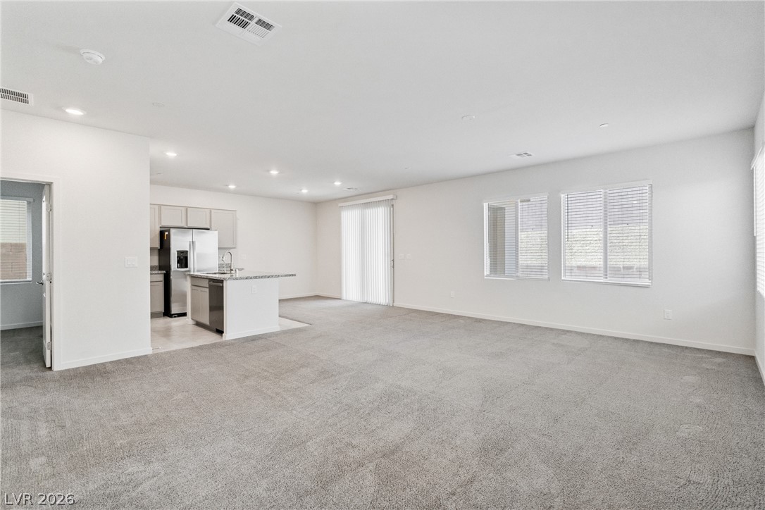 115 Medianoche Street