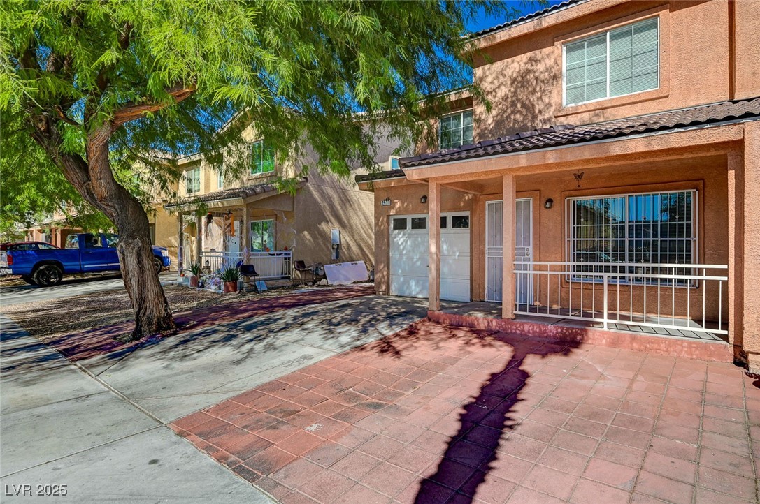 2943 Poplar Avenue