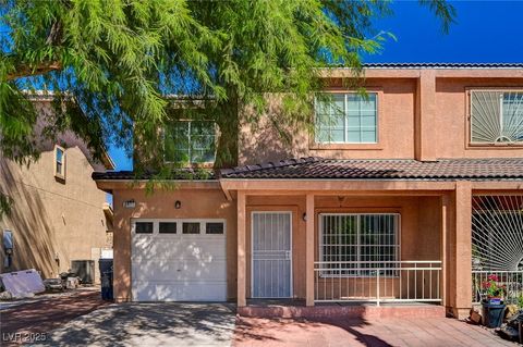 Photo of 2943 Poplar Avenue, Las Vegas, NV 89101 (MLS # 2726715)