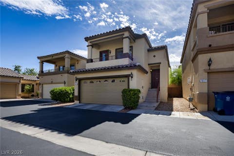 Homes For Sale - 7813 Territorial Street<br/> Las Vegas, NV 89149