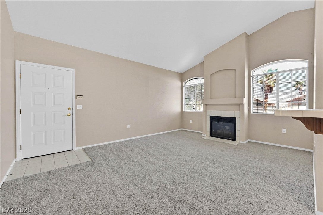 1830 N Buffalo Drive 2033