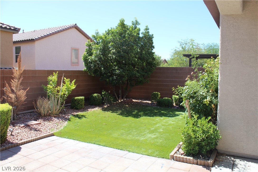 Properties 2 1993619516