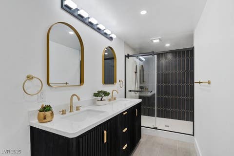 Tiny photo for 3333 Seminole Circle, Las Vegas, NV 89169 (MLS # 2743301)