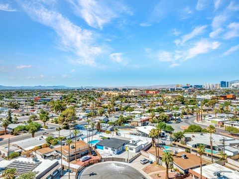 Tiny photo for 3333 Seminole Circle, Las Vegas, NV 89169 (MLS # 2743301)