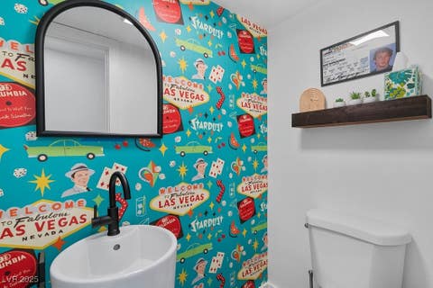 Tiny photo for 3333 Seminole Circle, Las Vegas, NV 89169 (MLS # 2743301)