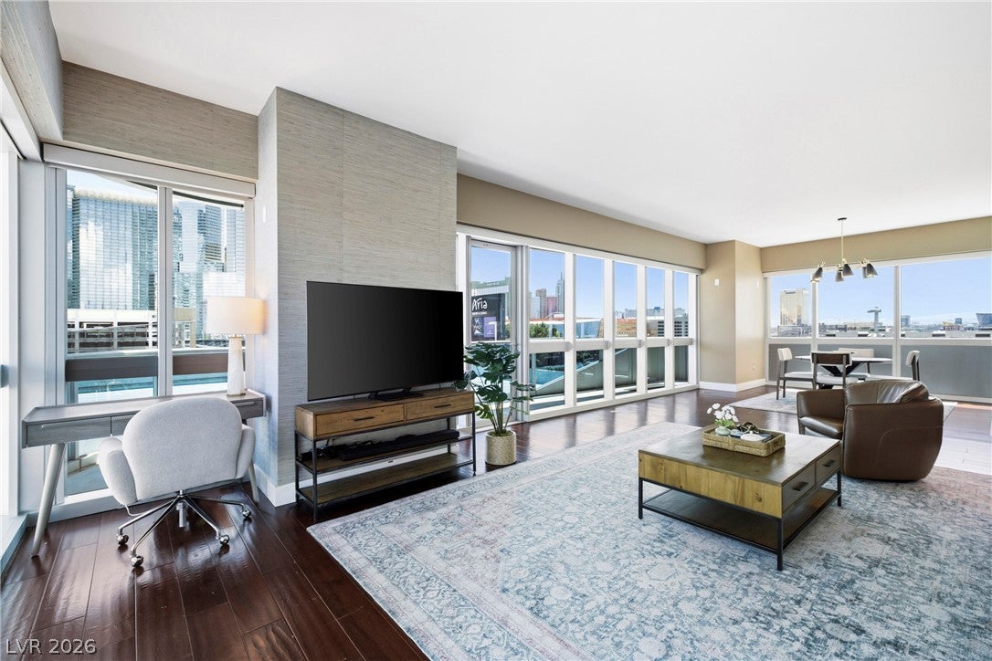4471 Dean Martin Drive 810