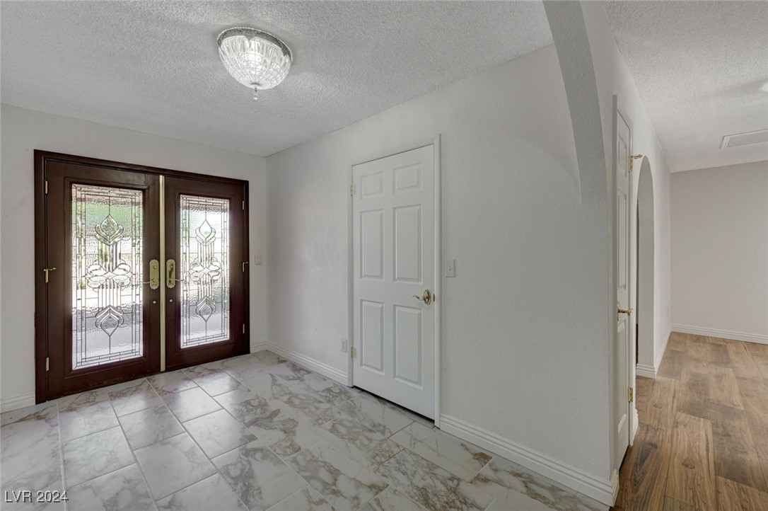 6855 Stone Drive, Las Vegas, Nevada image 10