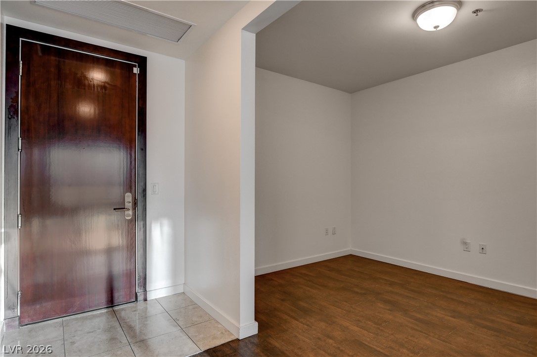 4575 Dean Martin Drive 3007