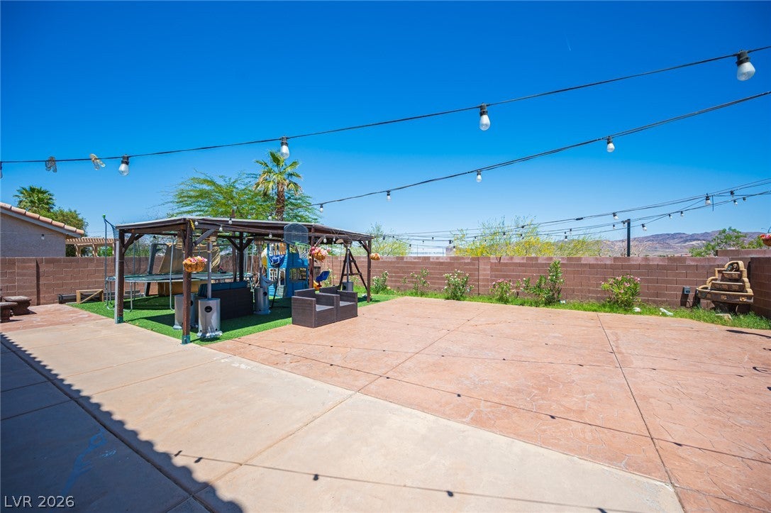 822 Grape Vine Avenue