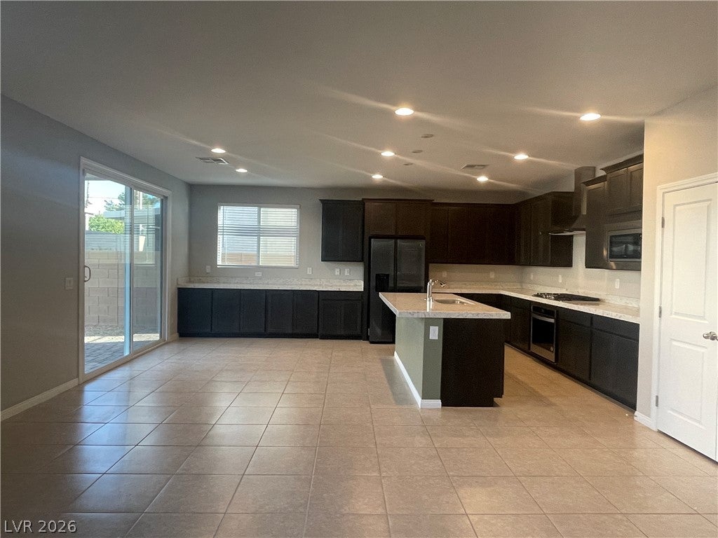 4749 Prizewinner Street
