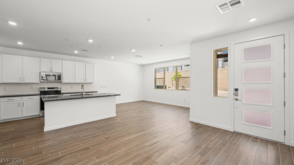Properties 3 1491 Melodic Lark Drive
