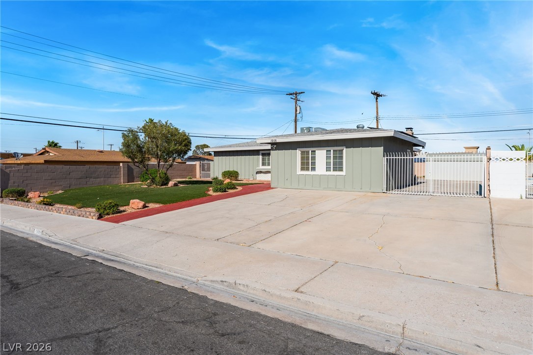 1205 Squires Street