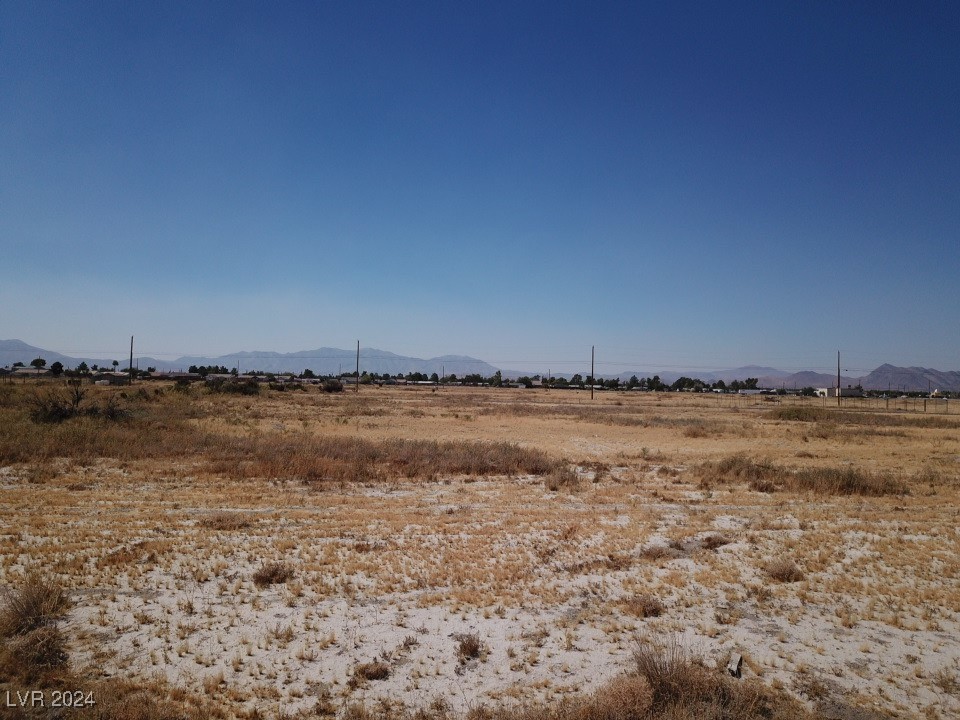 1080 S Thunderpass Avenue, Pahrump, Nevada image 1