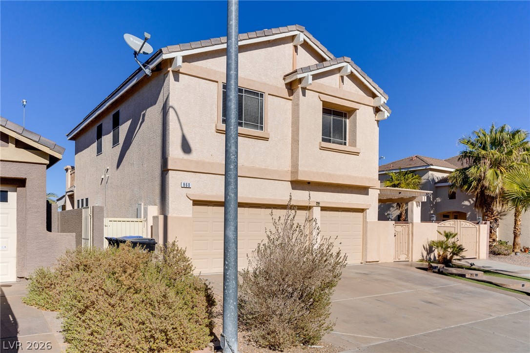 860 Viento Del Montagna Avenue
