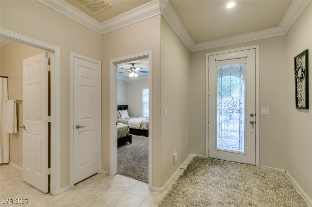 3073 Olivia Heights Avenue