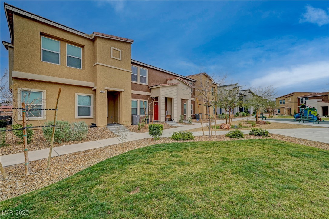 542 Foothill Cove Lane