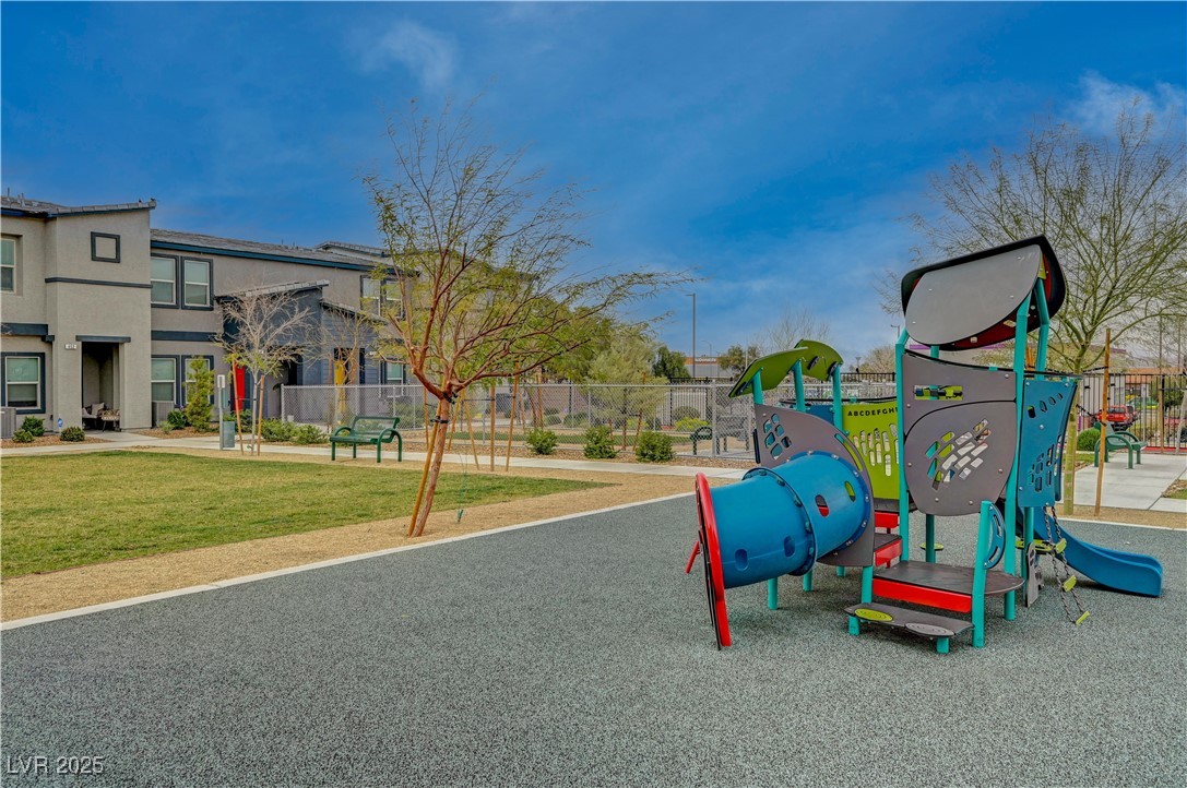 542 Foothill Cove Lane