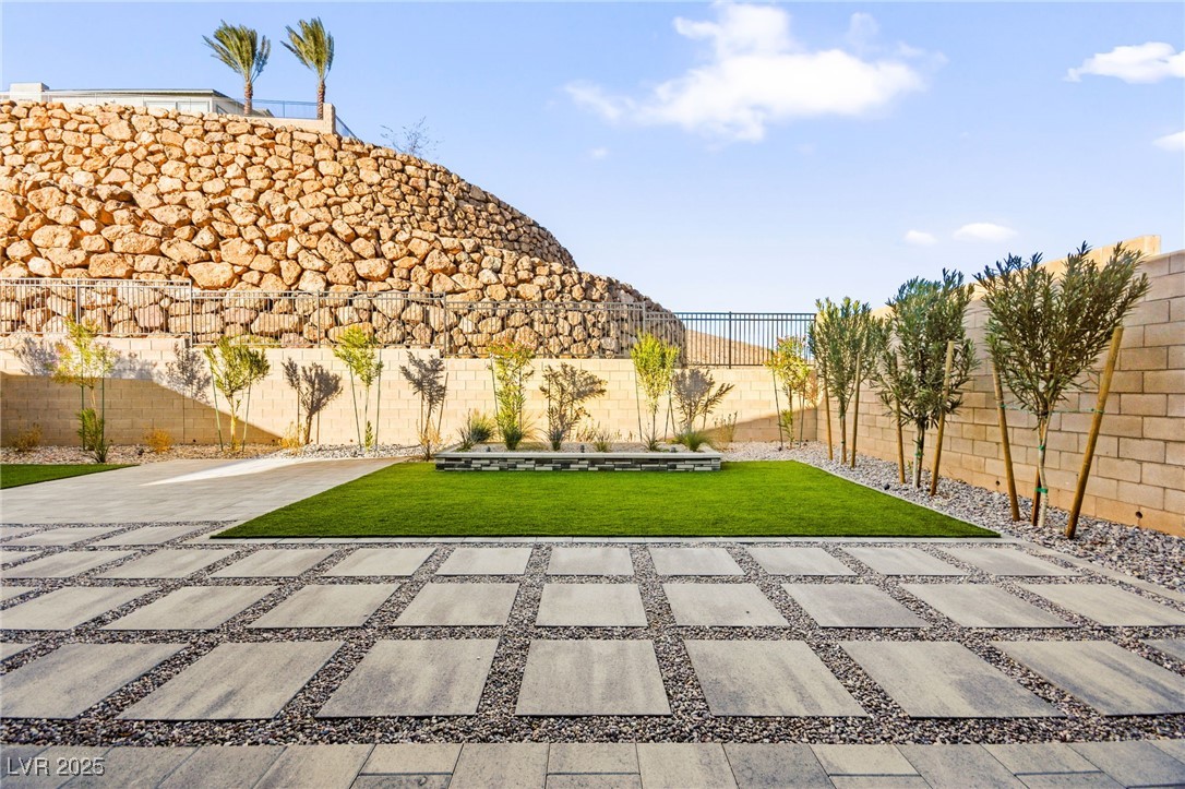 52 Reverie Heights Avenue, Henderson, Nevada image 36