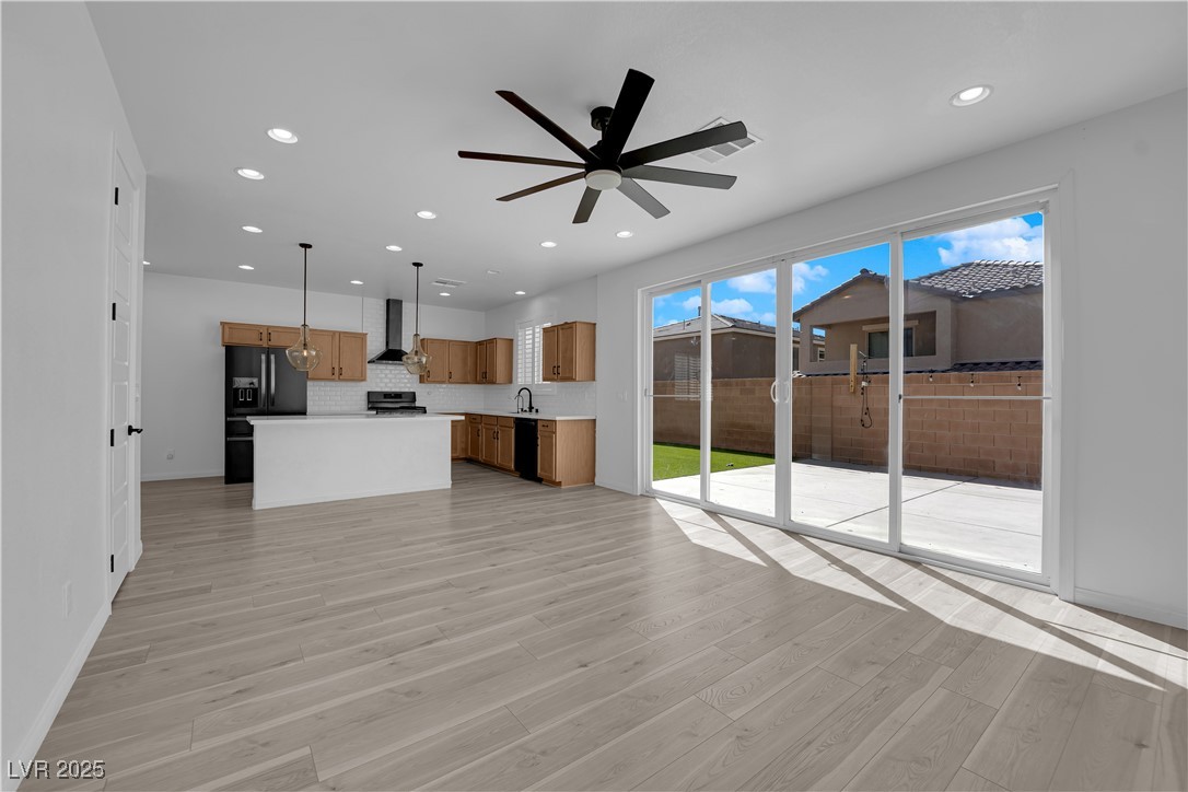 375 Elks Peak Avenue, North Las Vegas, Nevada image 13