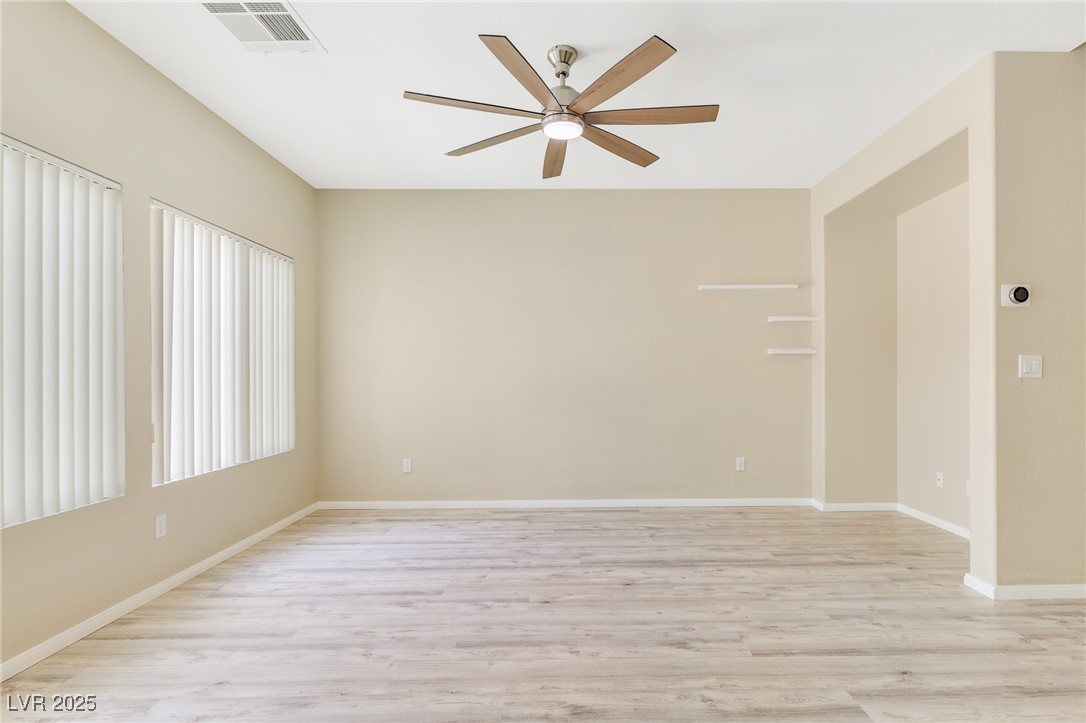 928 Shades End Avenue, North Las Vegas, Nevada image 7