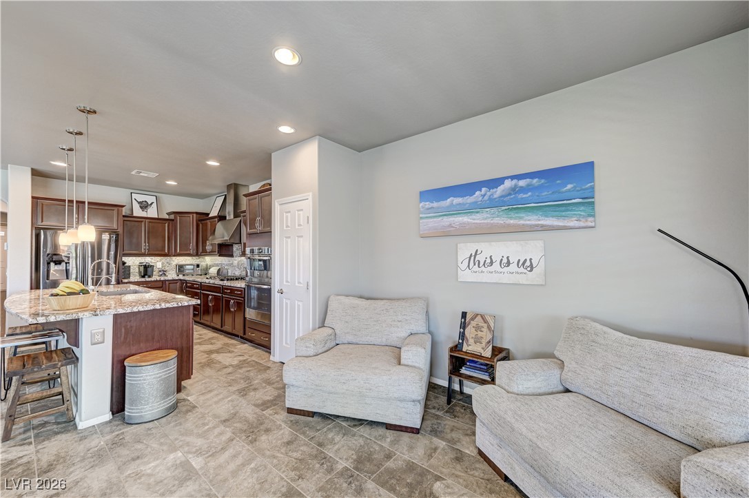 Properties 4 3605 Greenbriar Bluff Avenue