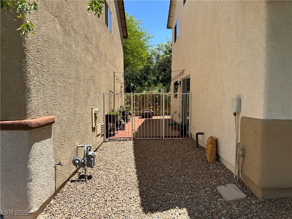 7226 Freedom Ring Street