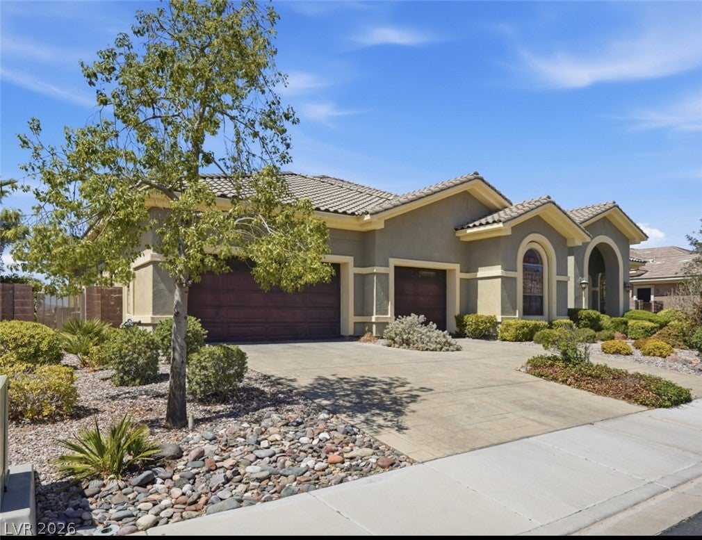 2266 Driftwood Tide Avenue