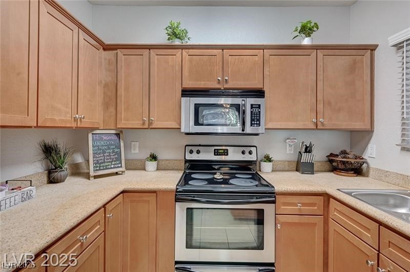 4400 S Jones Boulevard 1119