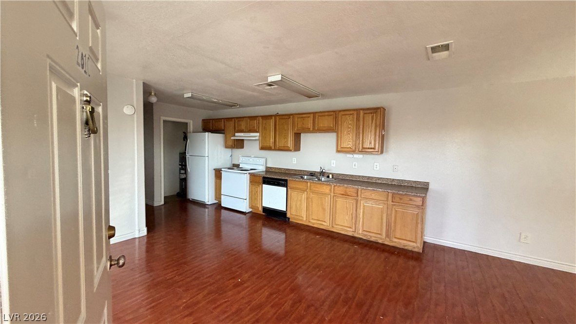 2001 WINWOOD Street 201C