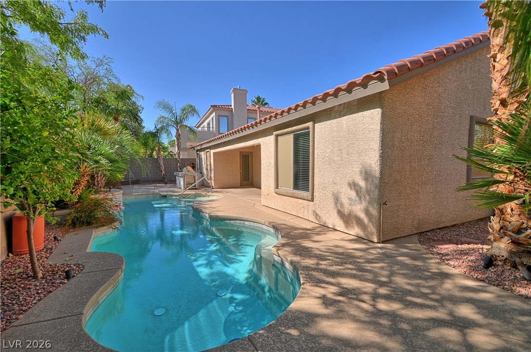 1310 Autumn Wind Way