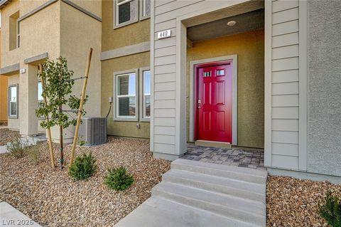 Townhouse For Sale - 440 Horizon Cove Place<br/> Henderson, NV 89002