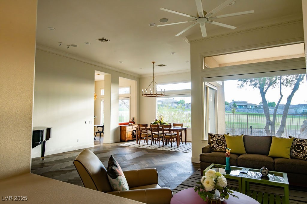 9 Knob Oak Drive