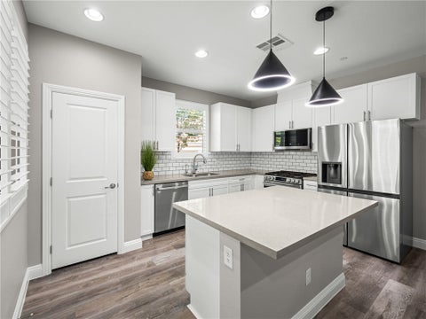 Townhouse For Sale - 1012 Via Lombardi Avenue<br/> Clark County, Henderson, NV 89011