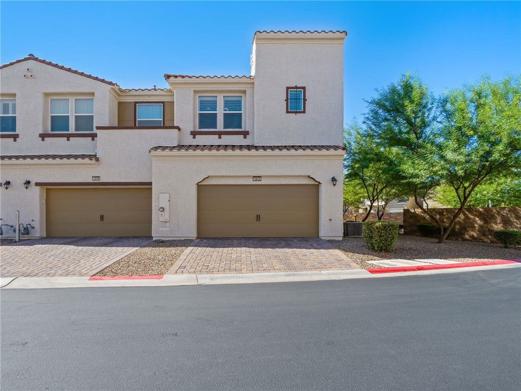 1012 Via Lombardi Avenue