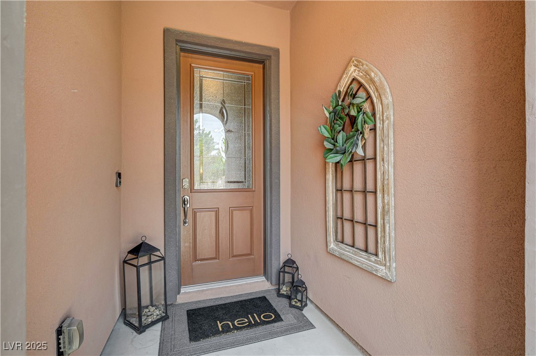 Properties 2 5813 Summit Greens Street