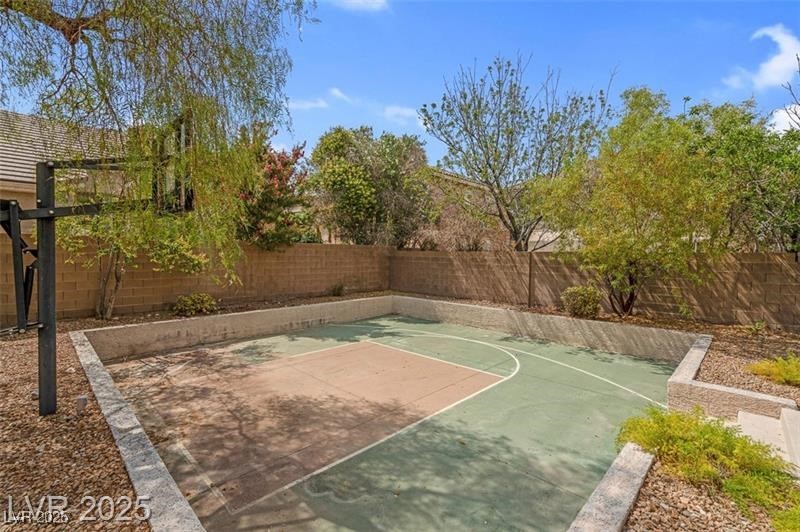 10150 Timber Willow Avenue