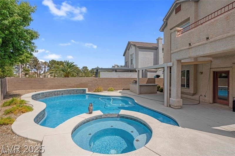 10150 Timber Willow Avenue