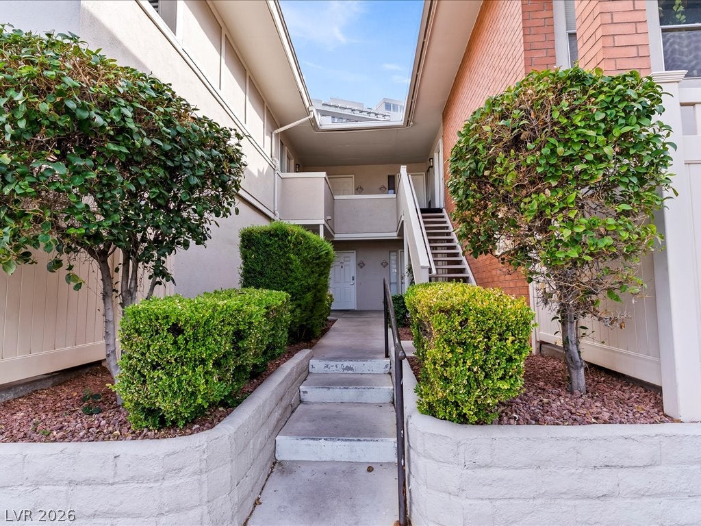 2831 Geary Place 2934