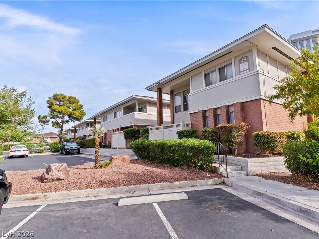 2831 Geary Place 2934