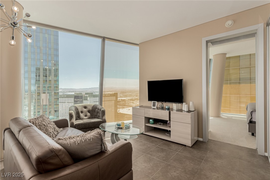 3722 Las Vegas Boulevard 3209