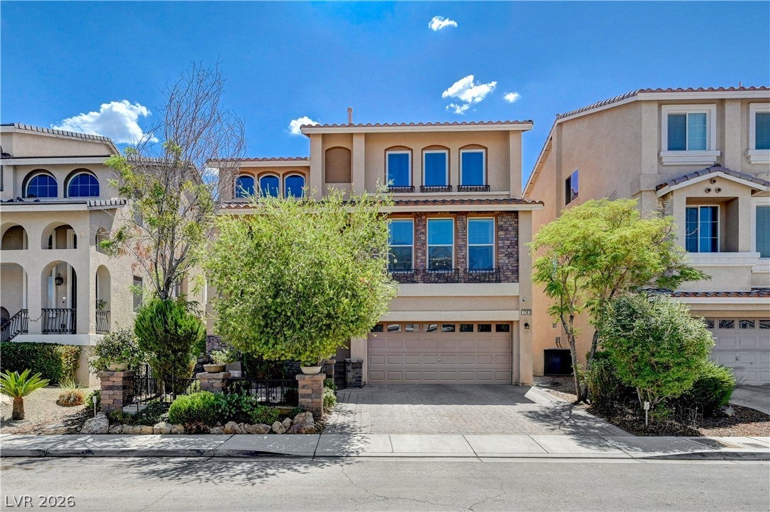 1161 Sax Fifth Avenue