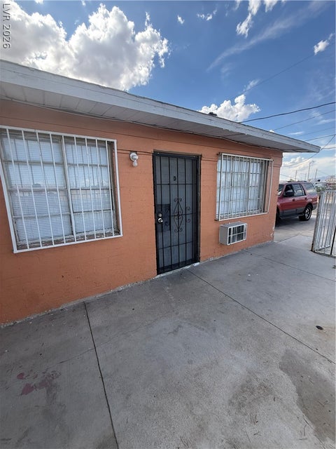 Multifamily For Rent - 708 Jackson Avenue #D<br/> Clark County, Las Vegas, NV 89106