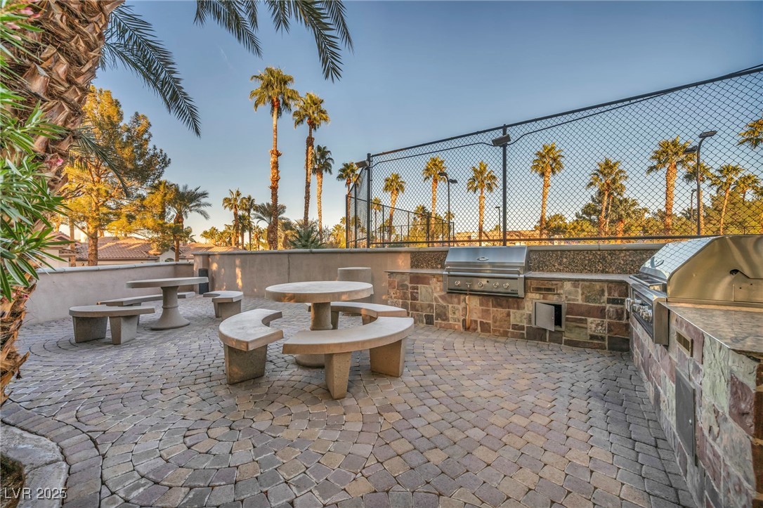 2050 W Warm Springs Road 3721