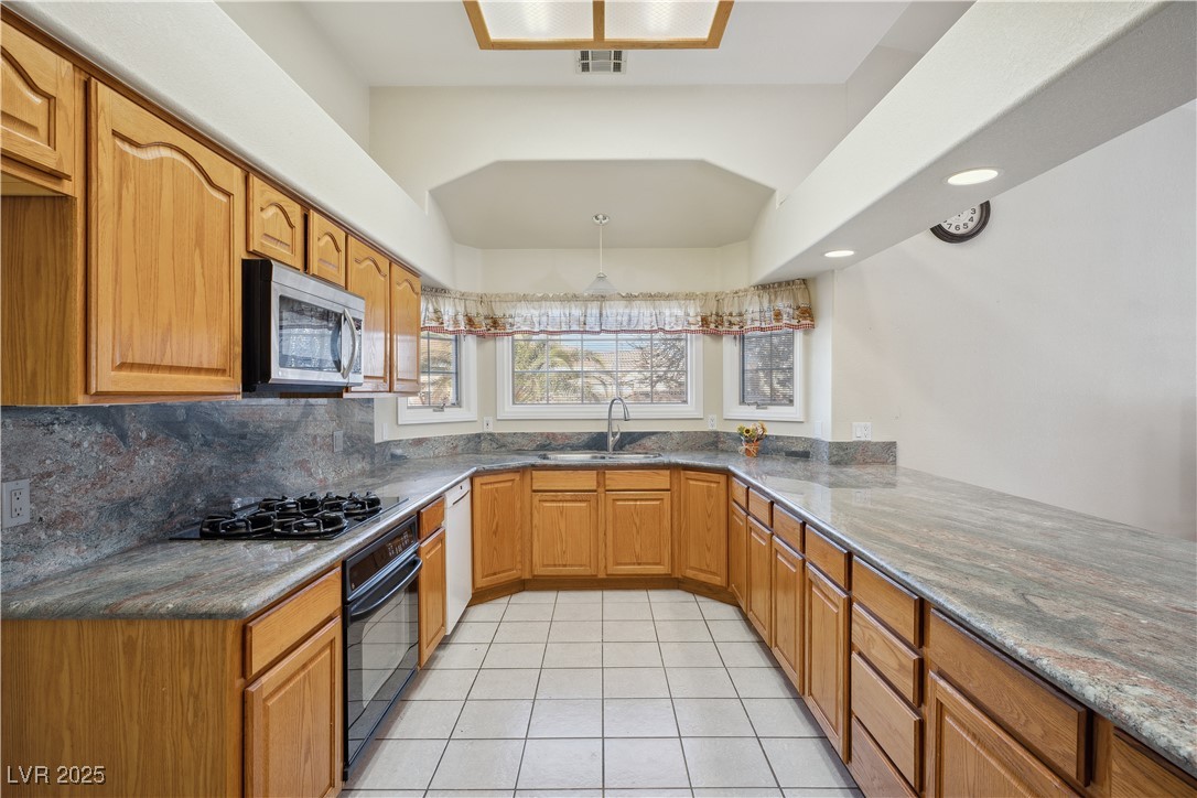 5625 W Agate Avenue, Las Vegas, Nevada image 40