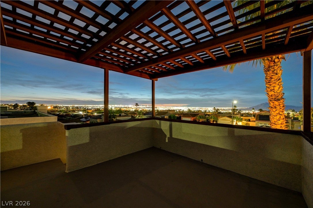 400 Breeze Way