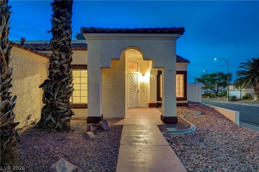400 Breeze Way