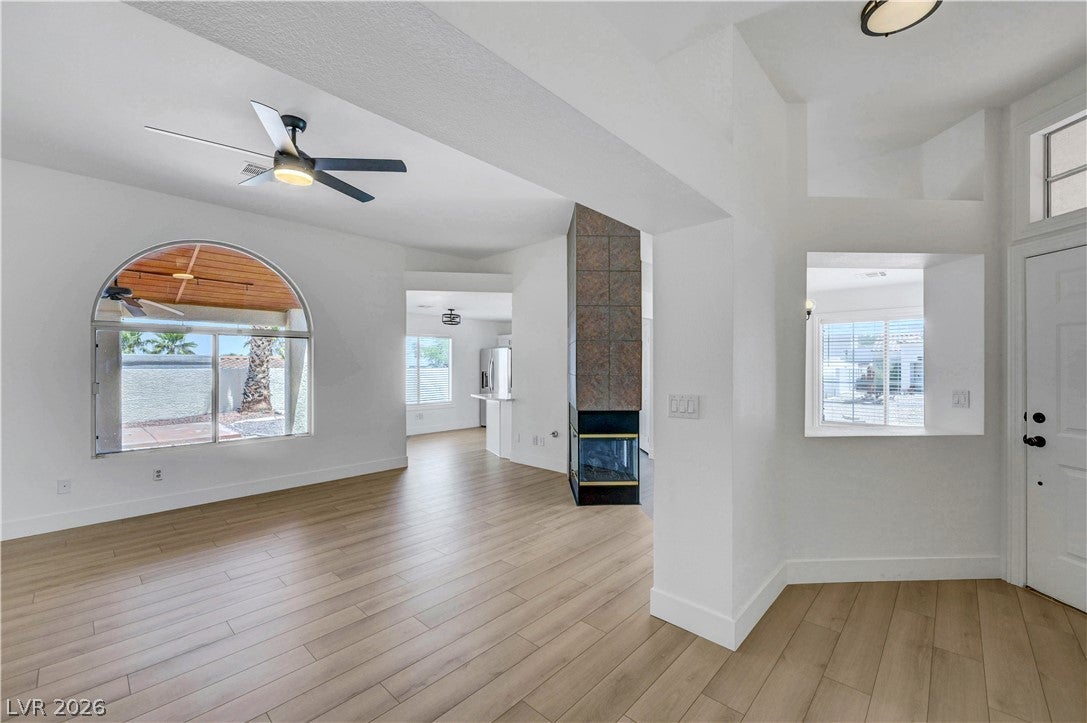 400 Breeze Way