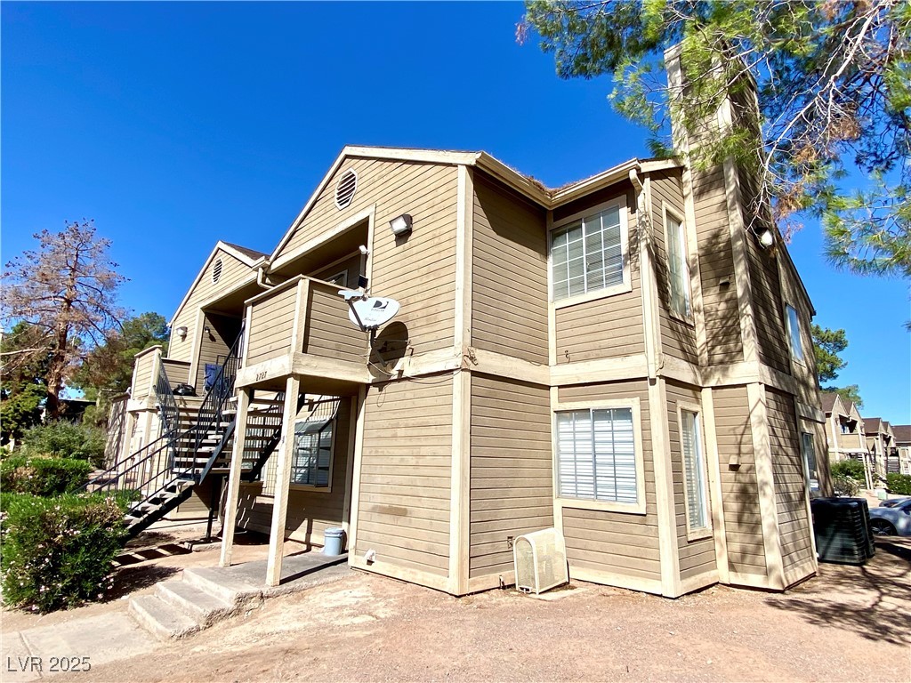 2727 Aarondavid Drive