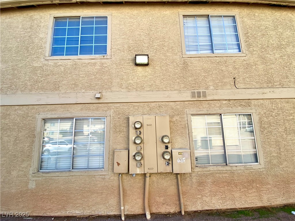 2727 Aarondavid Drive